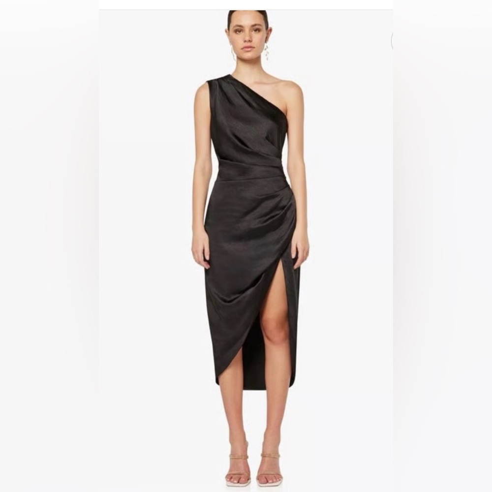 Elliatt Cassini Midi Dress